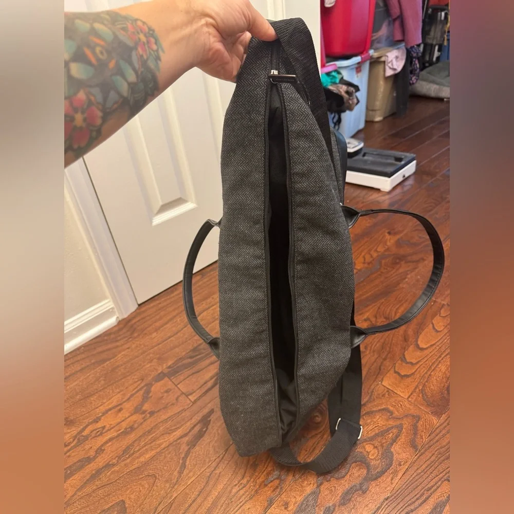John Varvatos travel Tote Bag with strap